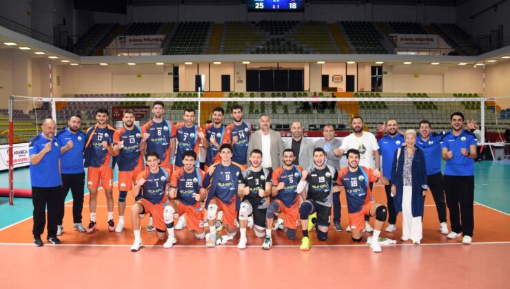 Osmangazi Belediyespor Erkek Voleybol Takımı’ndan Sezonun İlk Galibiyeti