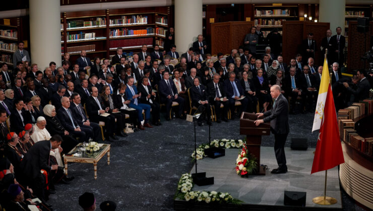 Erdoğan: Hangi İnançtan Olursak Olalım Hepimiz Büyük İnsanlık Ailesinin Üyeleriyiz