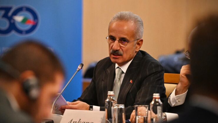 Türkiye’de havalimanları 11 ayda 229,7 milyon yolcuya hizmet verdi