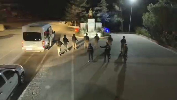 İçişleri Bakanı Ali Yerlikaya: Jandarma 22 İlde 92 DEAŞ Şüphelisini Yakaladı