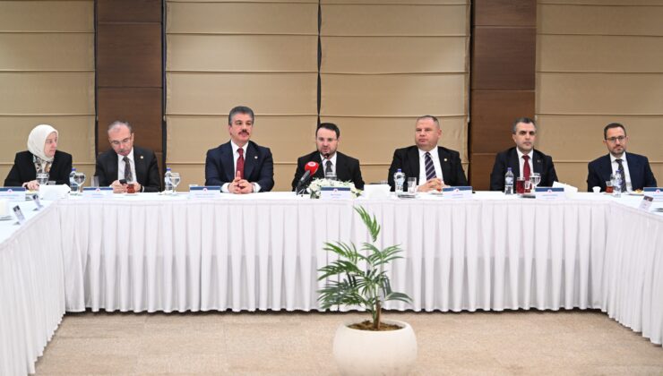 Adalet Bakanı Gürlek TBMM Adalet Komisyonu Üyeleriyle İftarda Buluştu