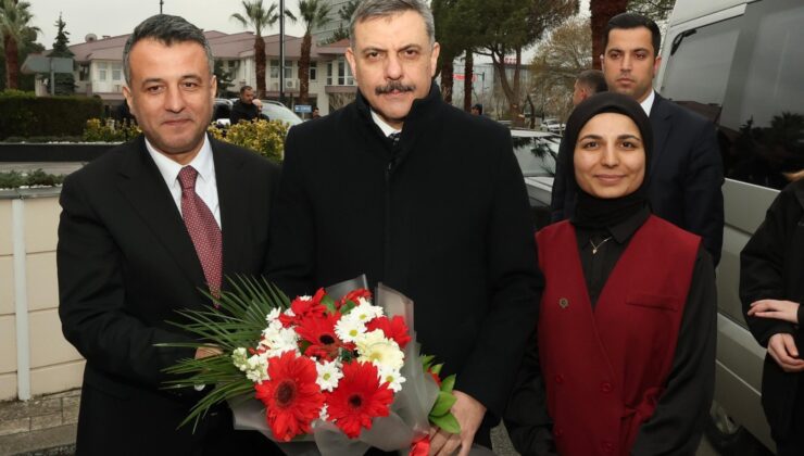 İçişleri Bakanı Mustafa Çiftci Samsun Büyükşehir Belediyesini Ziyaret Etti