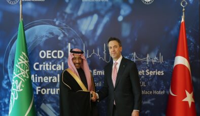 Bakan Bayraktar, Suudi Mevkidaşı Al-Khorayef ile İstanbul’da Buluştu: Madencilikte Yeni İş Birliği Dönemi