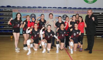 Yurtli̇g Voleybol Grup Şampiyonu Namağlup Kars Oldu