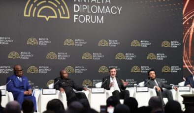 Cumhurbaşkanı Yardımcısı Yılmaz’dan Antalya’da Diplomasi Mesajı: “Diplomasiyi Çatışmaların Önüne Koyuyoruz”