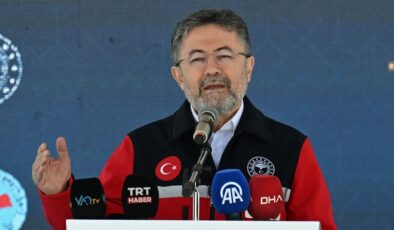 Bakan Yumaklı Van’da Konuştu: “Dünyada Soykırıma Dur Diyen Tek Ülke Türkiye’dir”