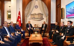 İçişleri Bakan Yardımcısı Ali Çelik’ten Trabzon Valiliğine Ziyaret: Güvenlik Ve Narkotik Mücadelesi Görüşüldü