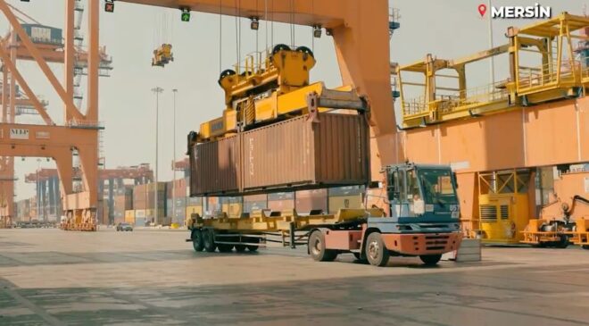 Sağlık Bakanlığı’ndan Lübnan’a 15,6 Tonluk Tıbbi Yardım Sevkiyatı